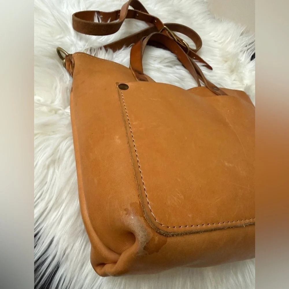 Elegant Brown Leather Tote Bag